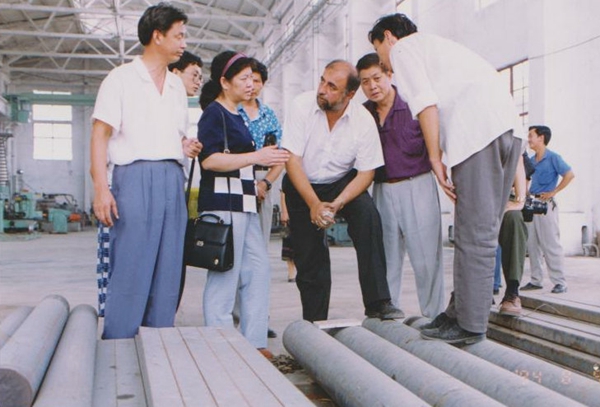 （1）1994年8月9日，向加拿大客商介紹產(chǎn)品_副本